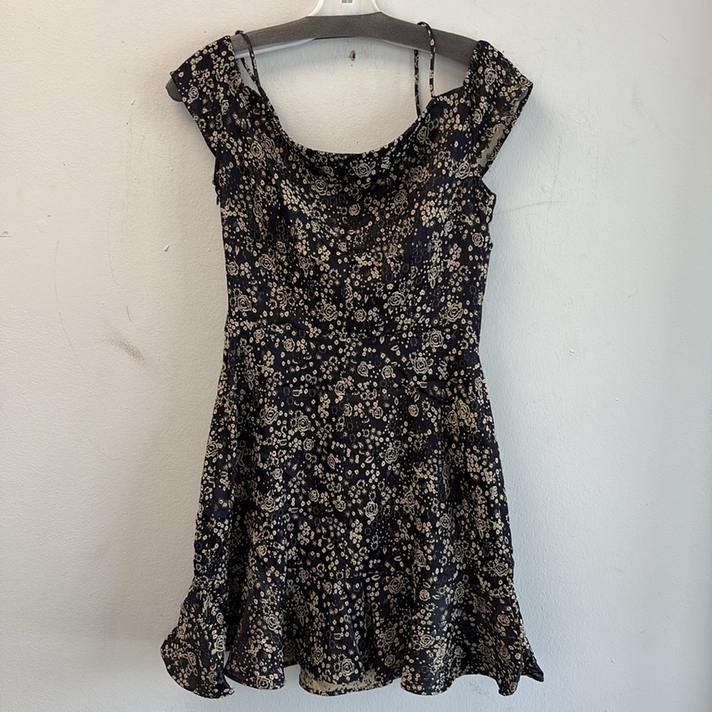 Zara Ruffled Textured Mini Dress - Picture 8 of 9